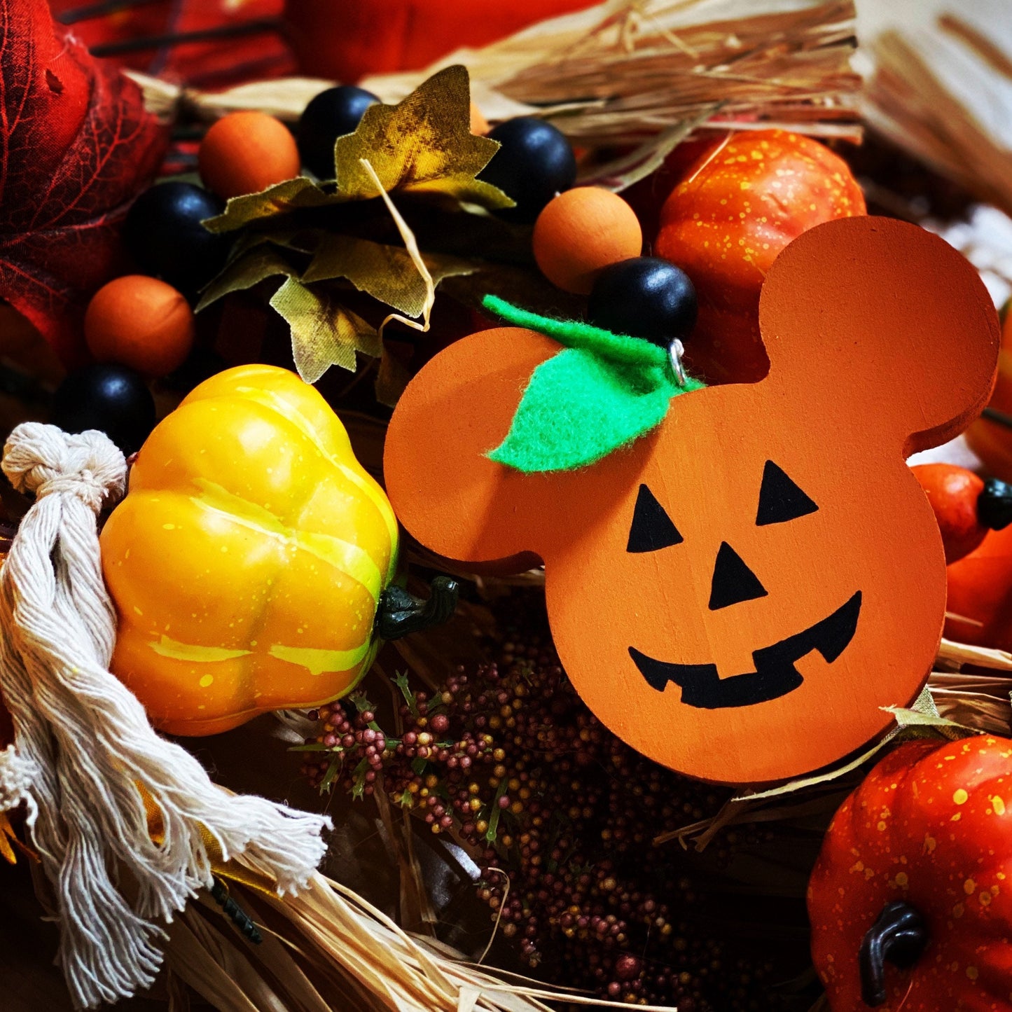 Jack-O-Lantern & Ghost Farmhouse Mickey Wooden Bead Tray and Shelf Decor