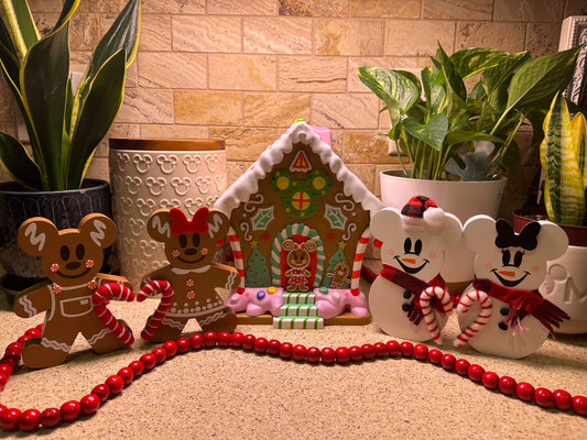 Mr & Mrs Mouse Gingerbread and Snowmen