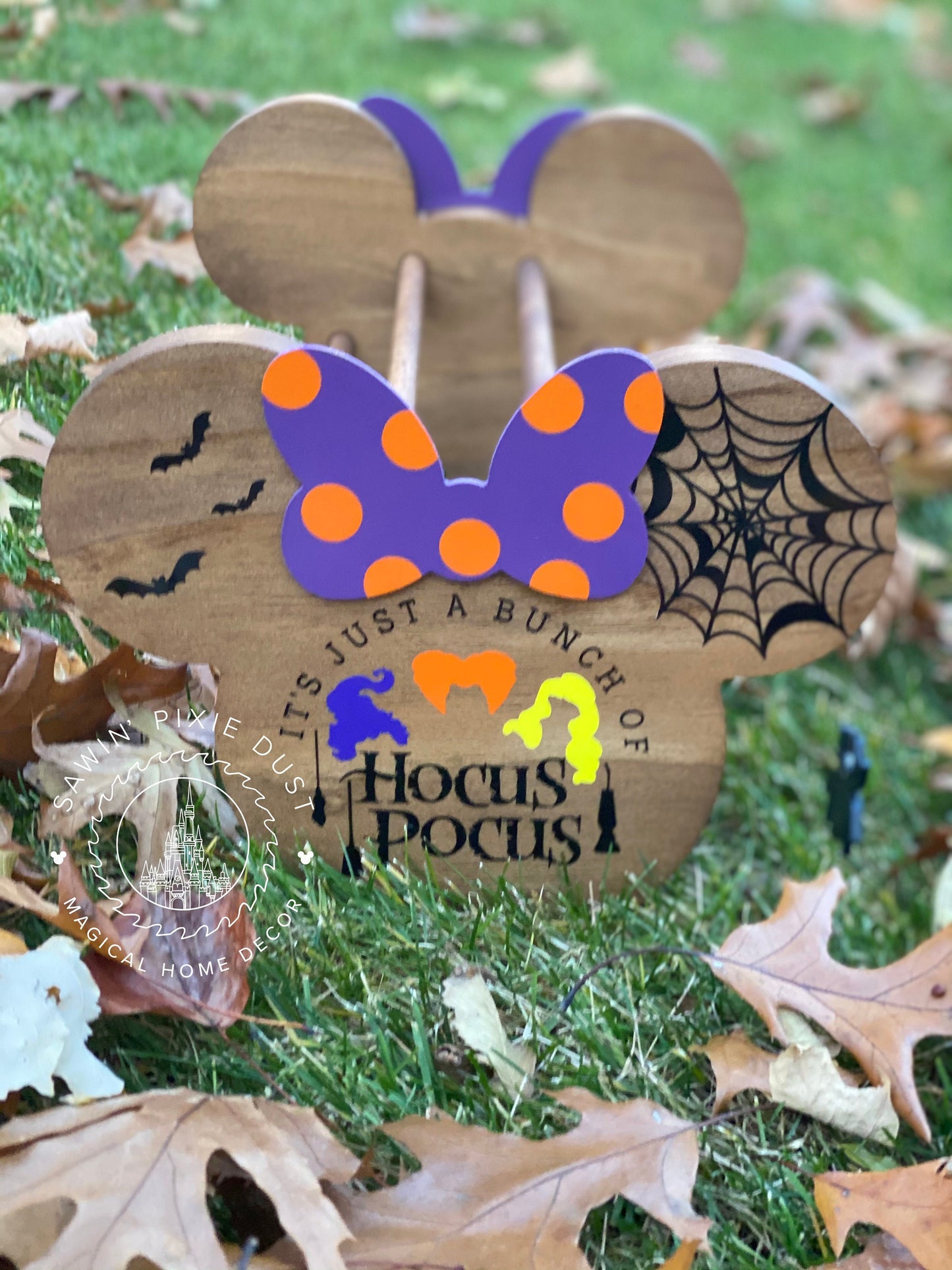 Hocus Pocus - Magical Ear Holder