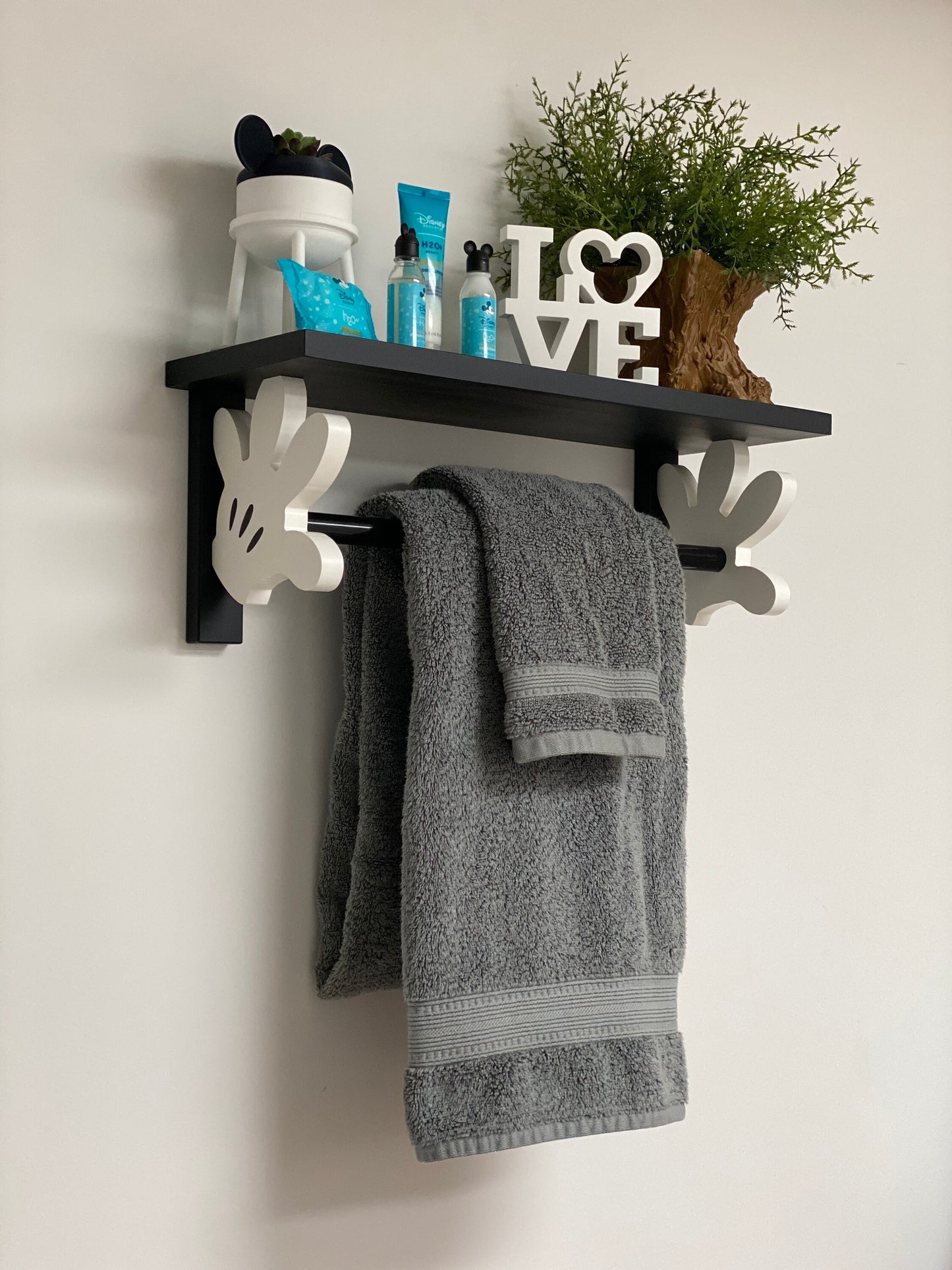 Bathroom Towel Bar and Shelf